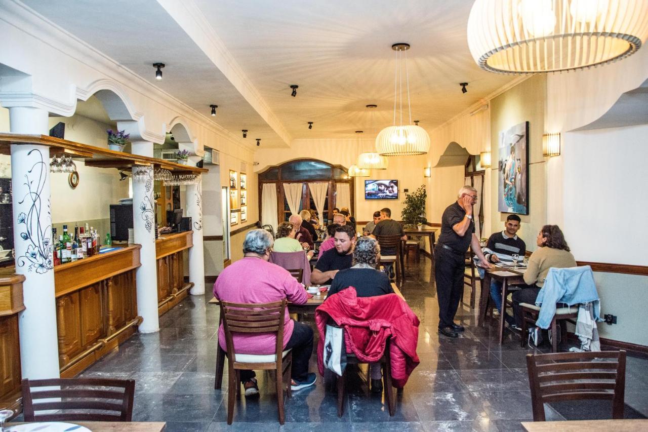 Hotel Santa Catalina Río Cuarto エクステリア 写真