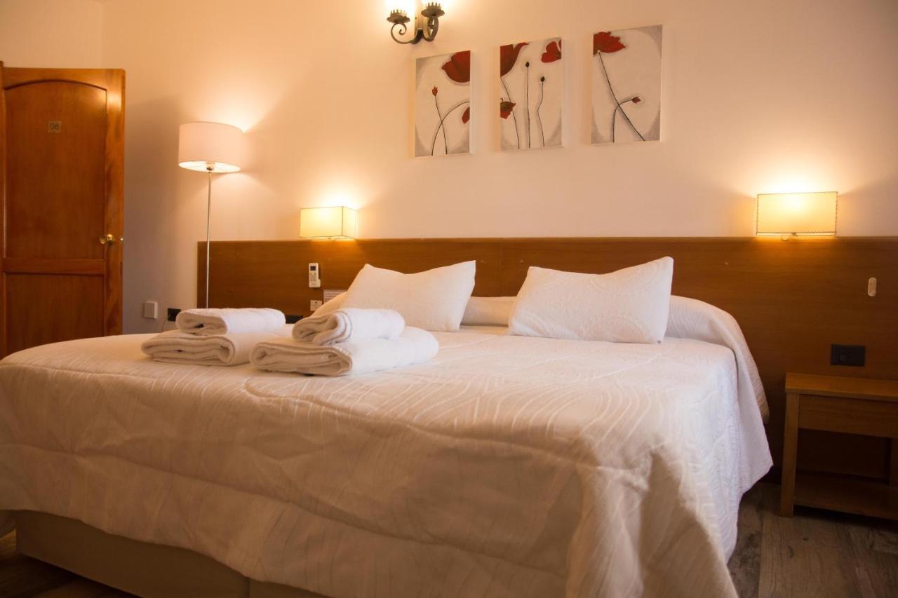 Hotel Santa Catalina Río Cuarto エクステリア 写真