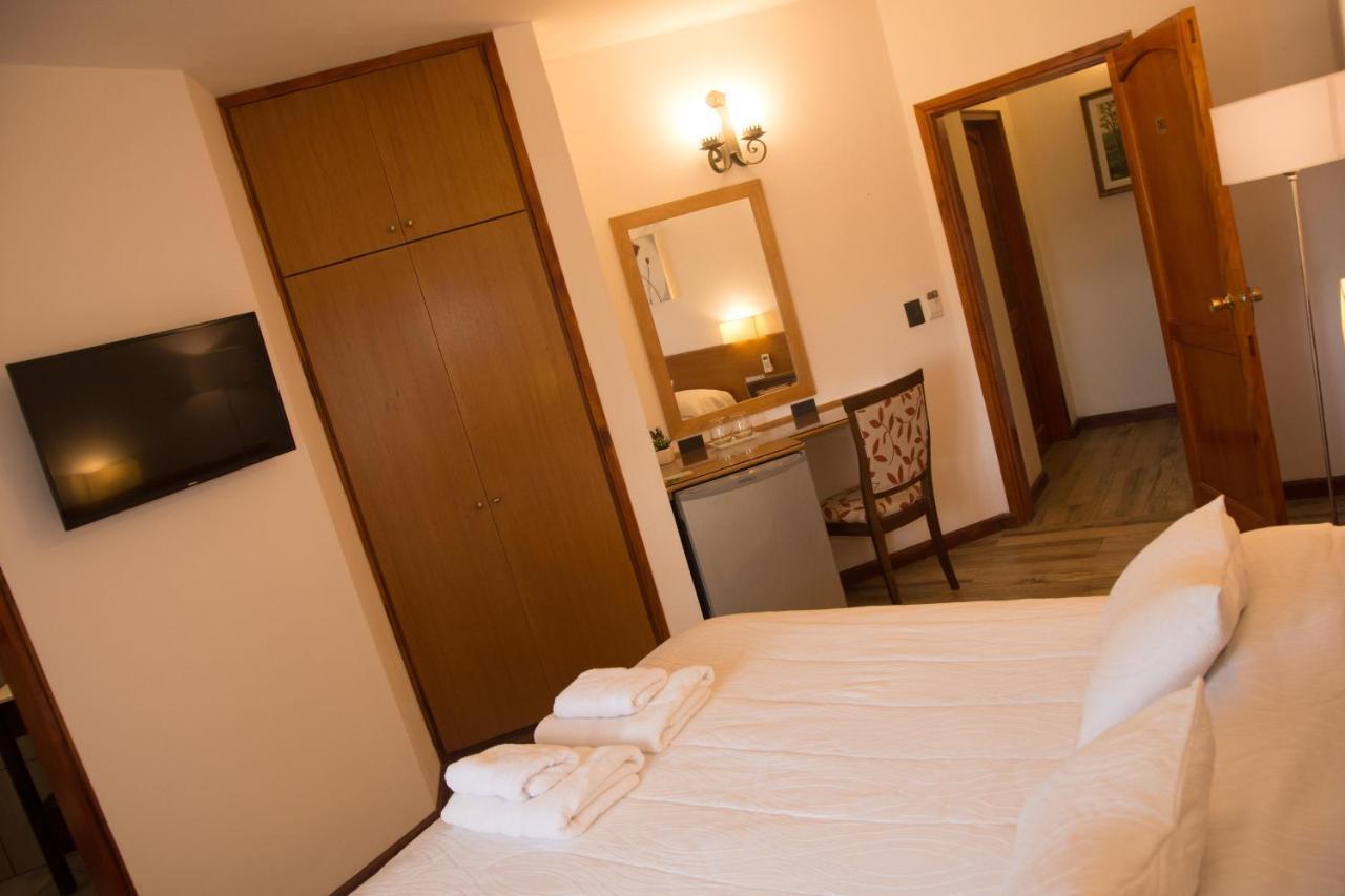 Hotel Santa Catalina Río Cuarto エクステリア 写真