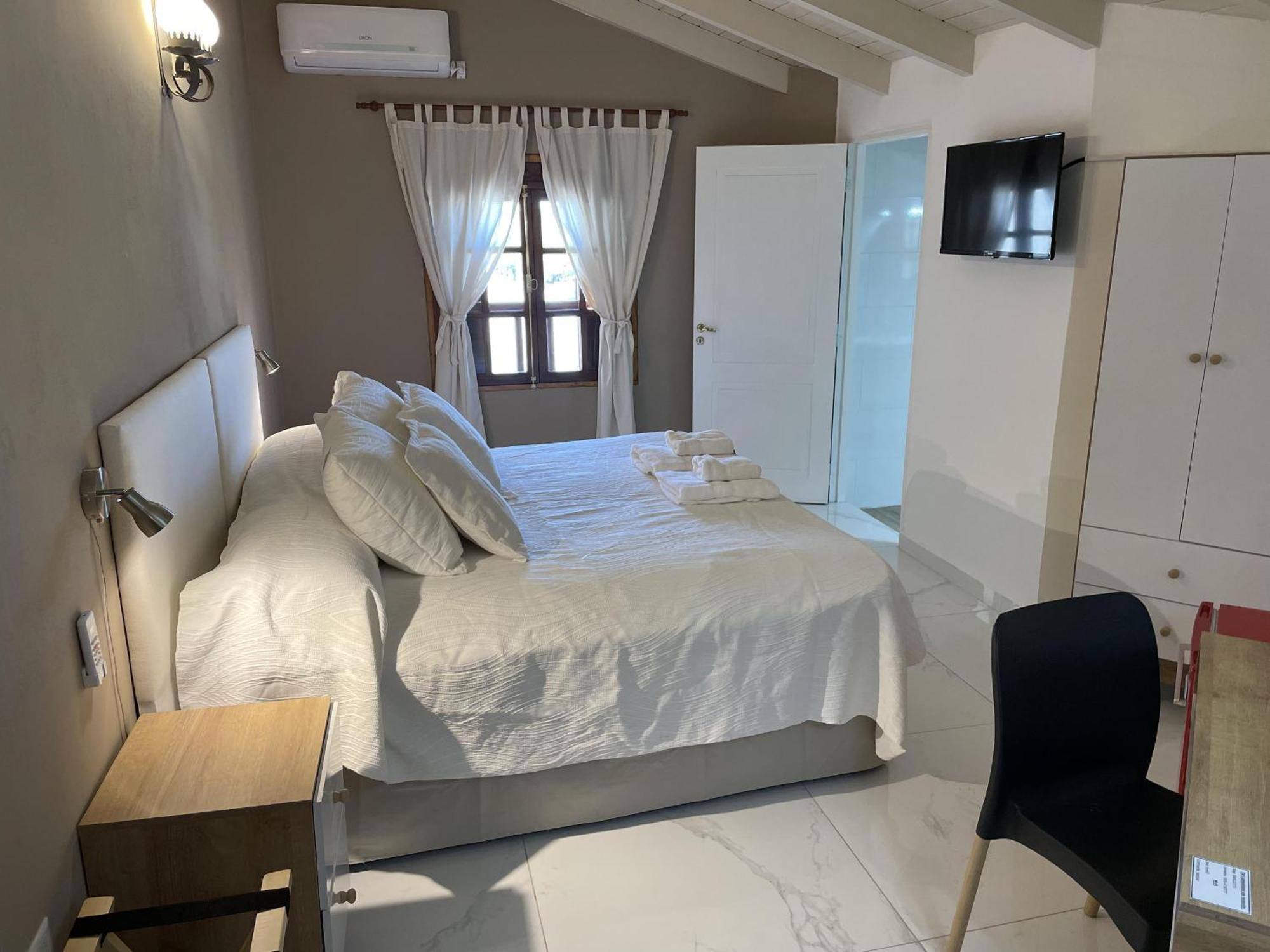 Hotel Santa Catalina Río Cuarto エクステリア 写真